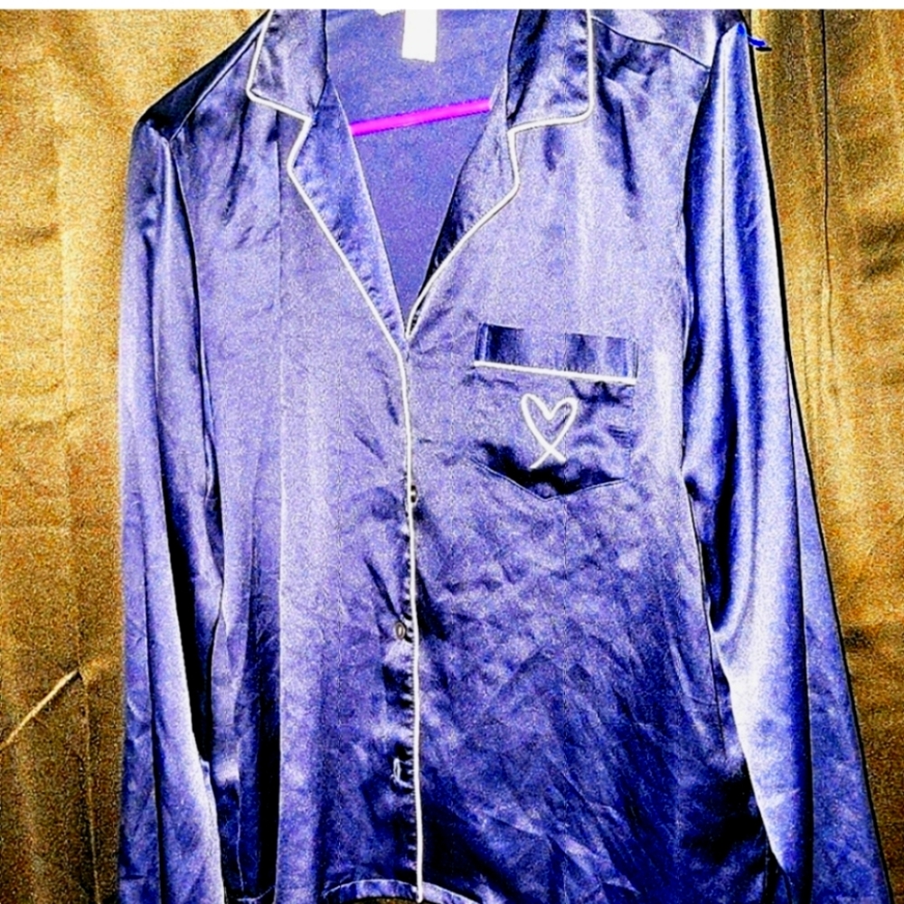 💋5/20 Victorias secret size medium satin top
